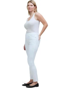 Madewell High-Rise Stovepipe Jeans in Pure White -Bold Closet Shop 61dPQExV9QL. AC SR736920