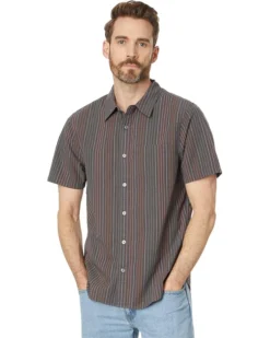 Madewell Perfect Short-Sleeve Shirt in Seersucker | Shirts & Tops