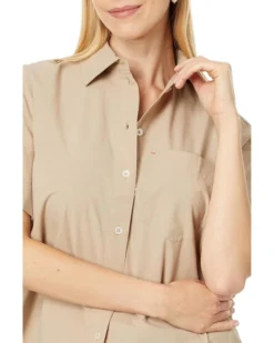 Madewell Oversized Boxy Button-Up Shirt in Signature Poplin | Shirts & Tops -Bold Closet Shop 71zPcpYI5NL. AC SR736920